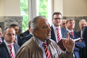 Zuruf: Br. Alexander Sipko (sen).