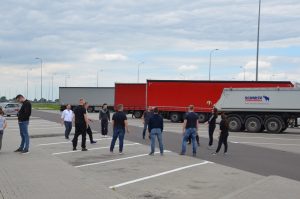 Eine Runde Volleyball.