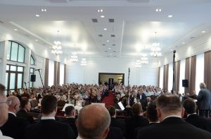 Im Gottesdienst in Zarechchya.