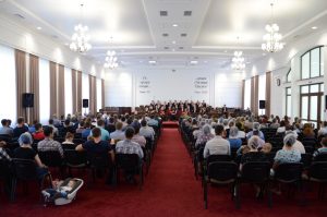 Im Gottesdienst in Zarechchya.