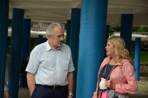 Gespräche mit Zuhörern.