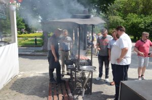 Schaschlik auf die kaukasische Art.