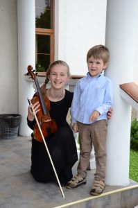 Marie und der Junge.